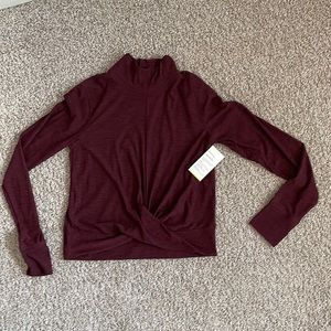 Activewear cropped mock top